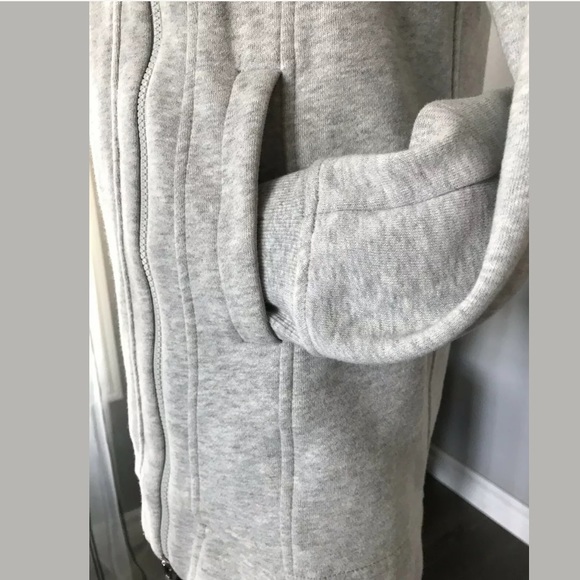 Lululemon Back To It Wrap Sz 2 Cozy and Warm - Picture 4 of 8